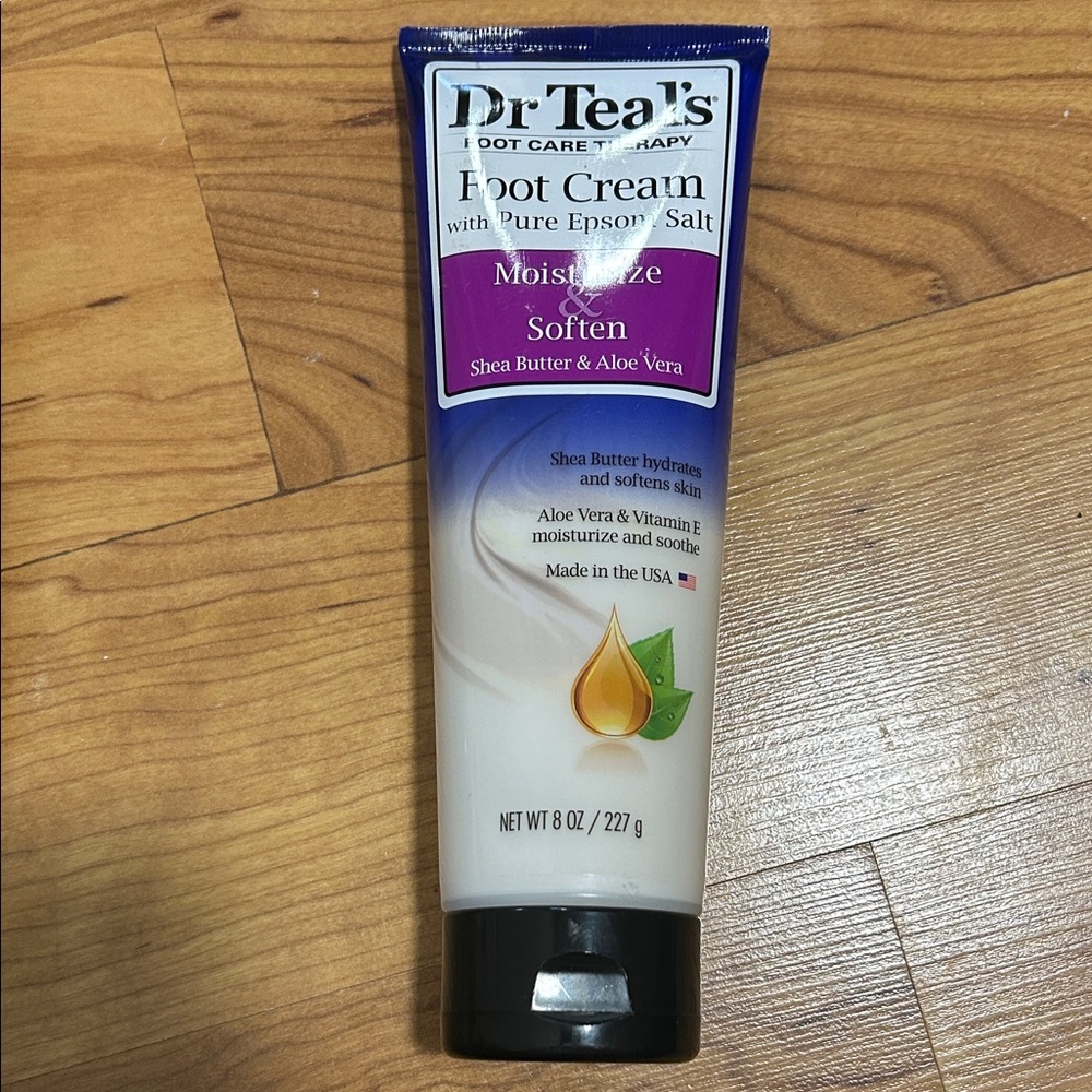 💜Dr Teal's Moisturizing Foot Cream with Shea Butter and Aloe Vera